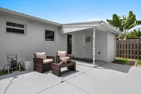 727 Bunker Road West Palm Beach FL 33405