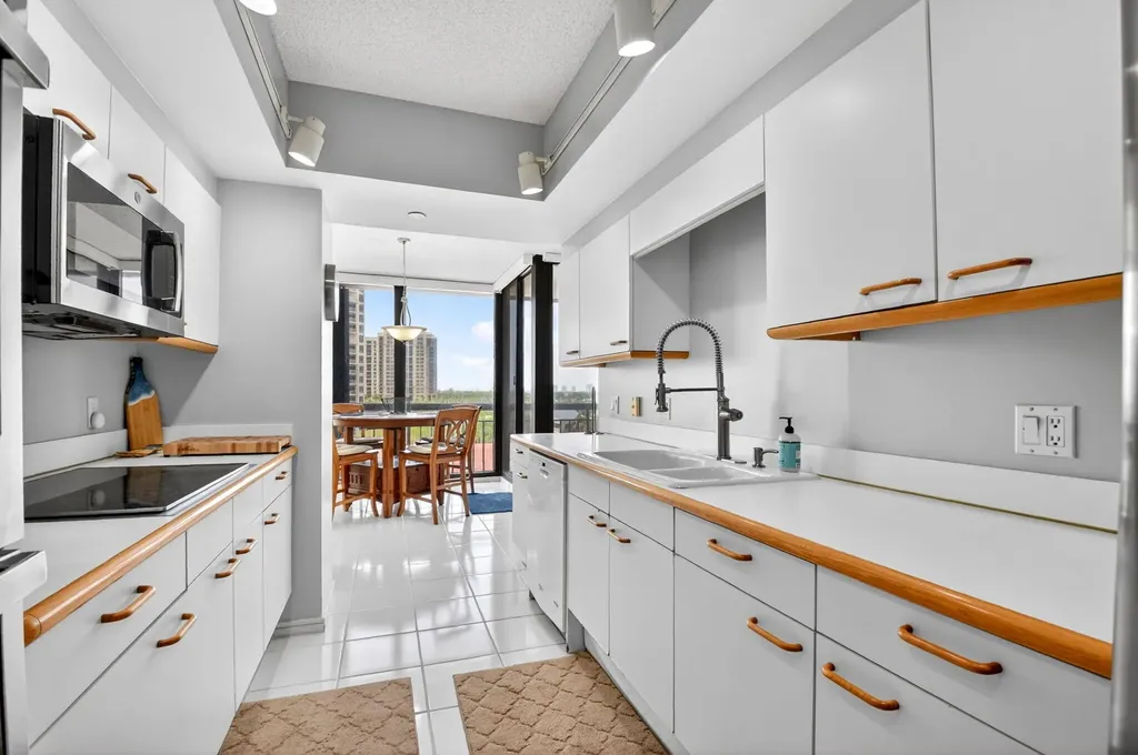 4100 N Ocean Drive Singer Island FL 33404