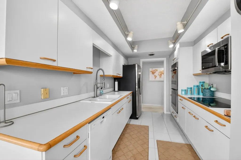 4100 N Ocean Drive Singer Island FL 33404