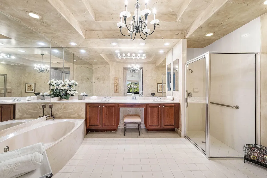 6197 Island Walk Boca Raton FL 33496