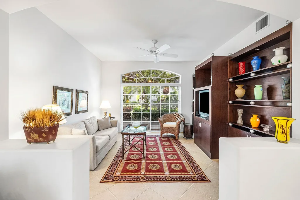 6197 Island Walk Boca Raton FL 33496