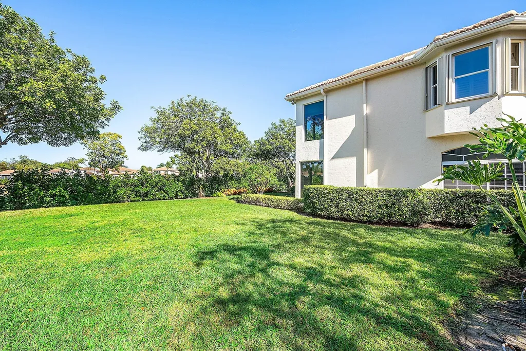 6197 Island Walk Boca Raton FL 33496