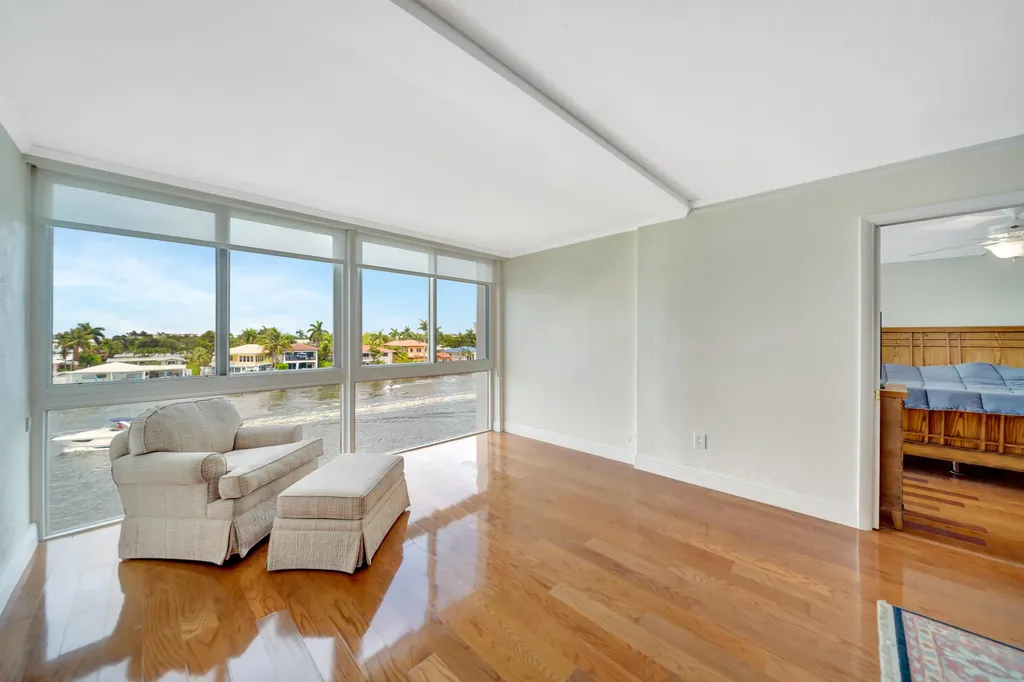 3100 NE 49 Street Fort Lauderdale FL 33308