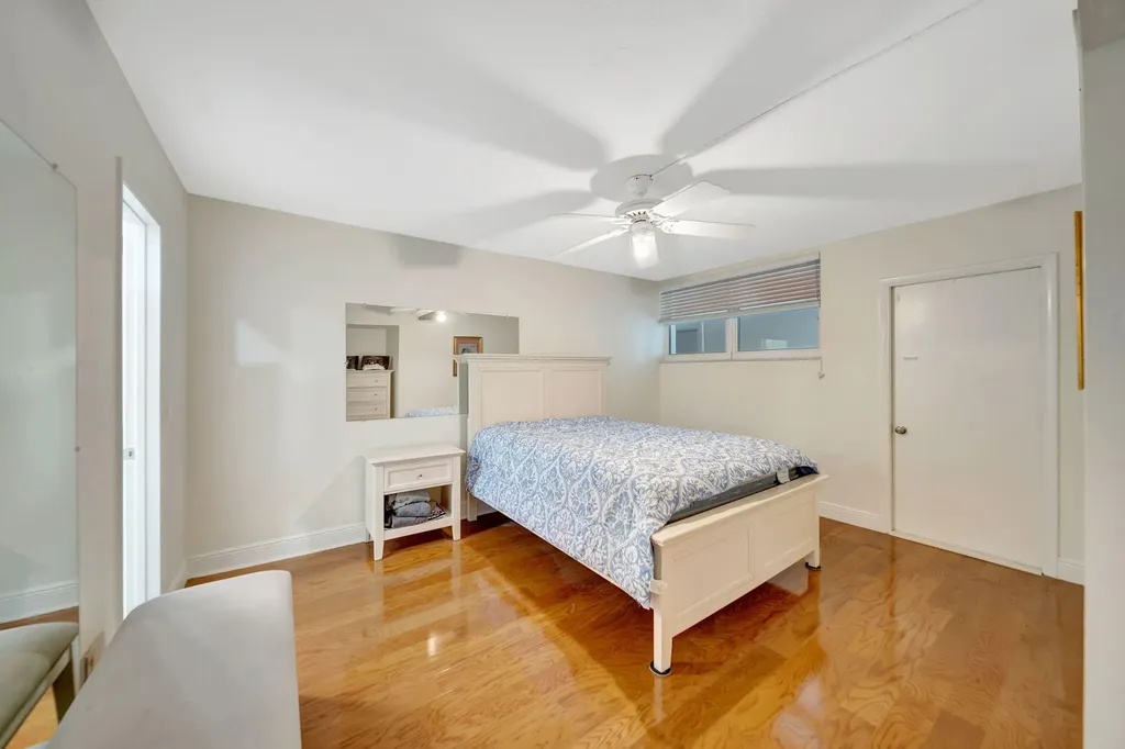 3100 NE 49 Street Fort Lauderdale FL 33308