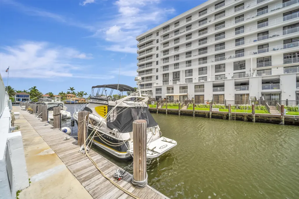 3100 NE 49 Street Fort Lauderdale FL 33308