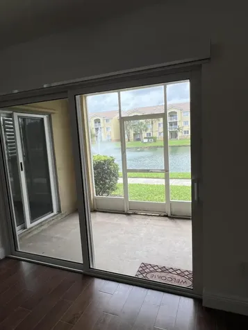 2620 S University Drive Davie FL 33328