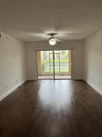 2620 S University Drive Davie FL 33328