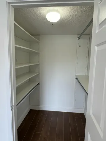 2620 S University Drive Davie FL 33328
