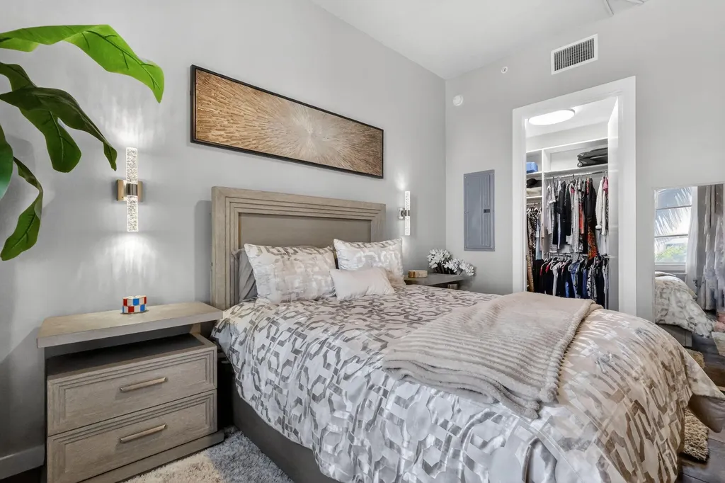 365 SE 6th Avenue Delray Beach FL 33483