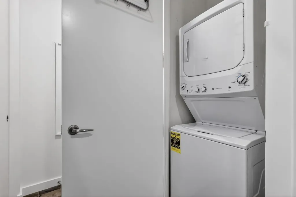 365 SE 6th Avenue Delray Beach FL 33483