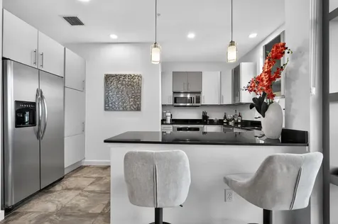 365 SE 6th Avenue Delray Beach FL 33483