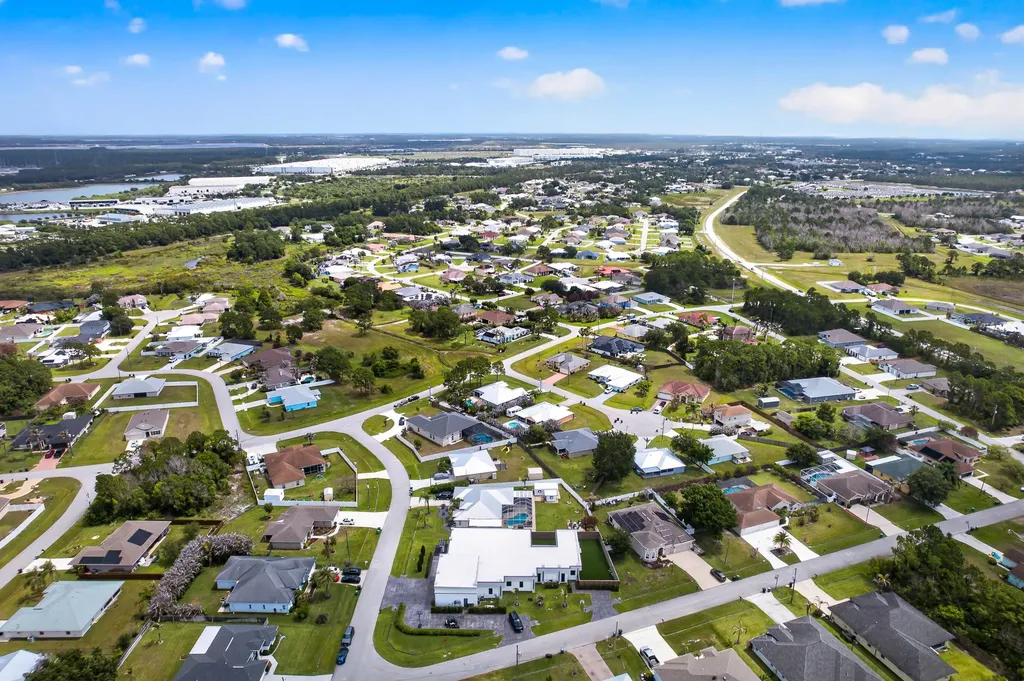 5775 NW Canada Street Port St Lucie FL 34986