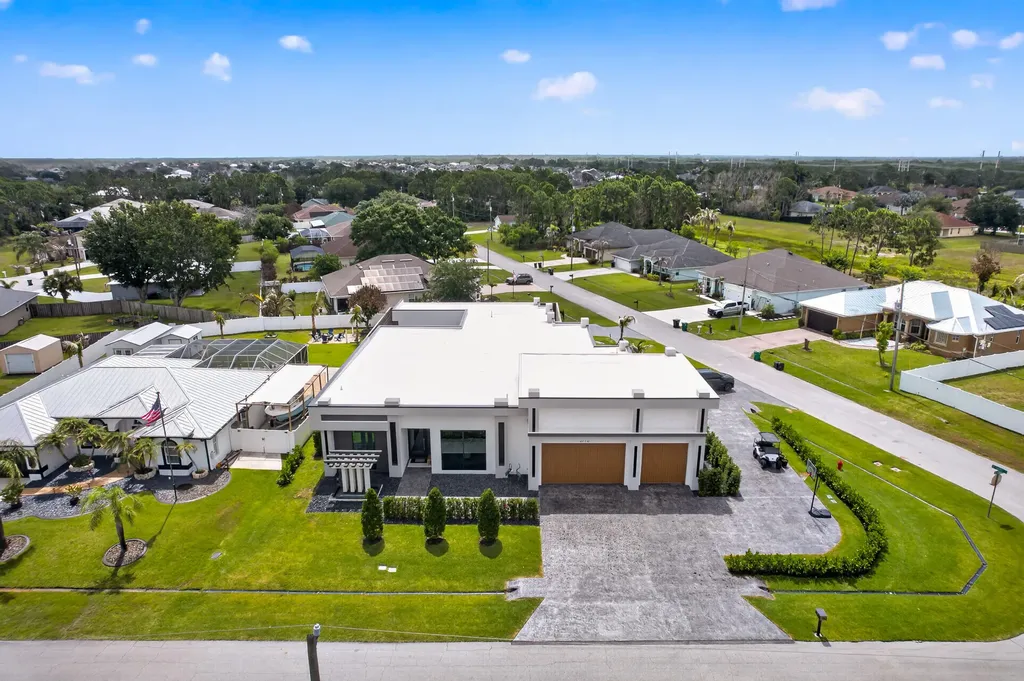 5775 NW Canada Street Port St Lucie FL 34986