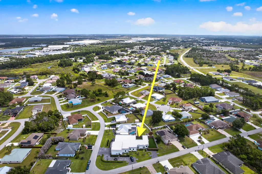5775 NW Canada Street Port St Lucie FL 34986