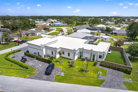 5775 NW Canada Street Port St Lucie FL 34986