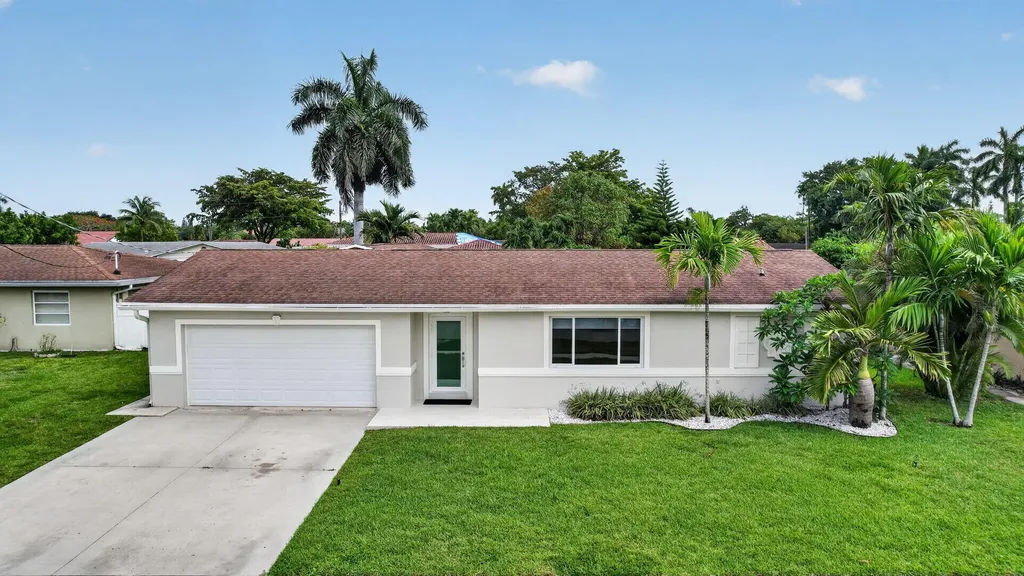 12411 SW 2nd Street Plantation FL 33325