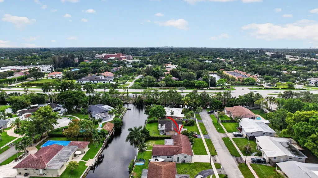 12411 SW 2nd Street Plantation FL 33325
