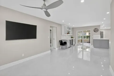 12411 SW 2nd Street Plantation FL 33325