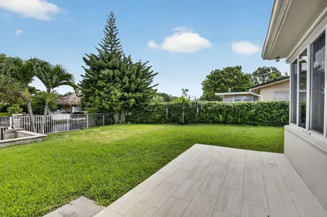 12411 SW 2nd Street Plantation FL 33325