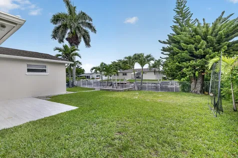 12411 SW 2nd Street Plantation FL 33325
