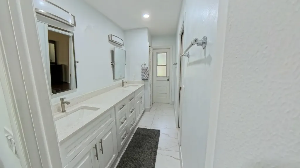 13484 Jonquil Court Wellington FL 33414