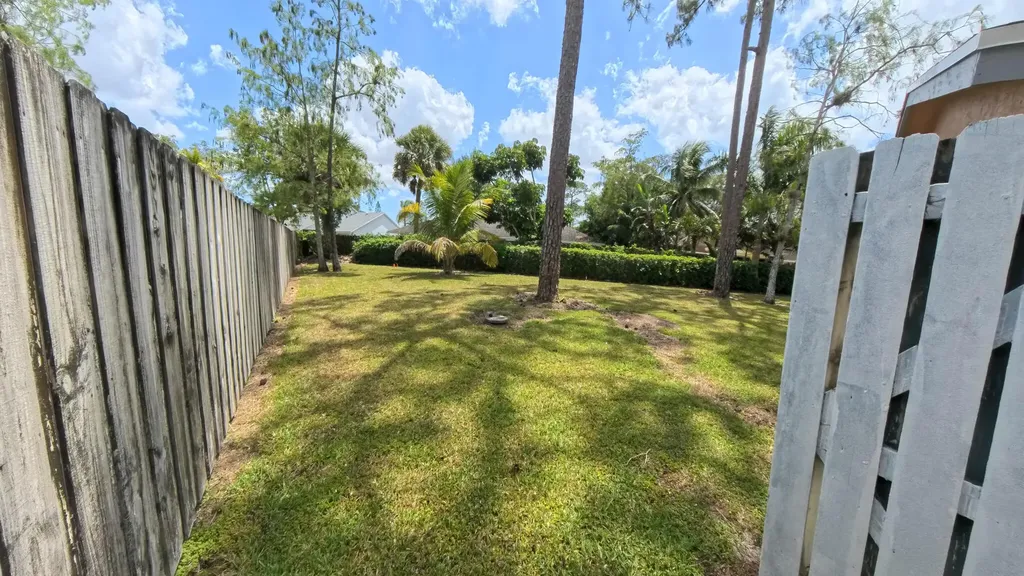 13484 Jonquil Court Wellington FL 33414