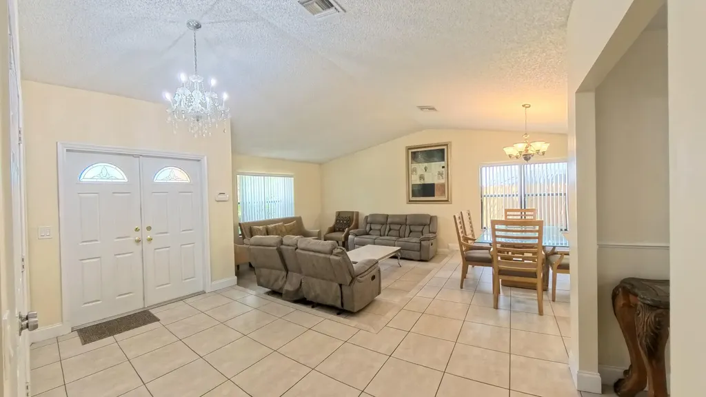 13484 Jonquil Court Wellington FL 33414