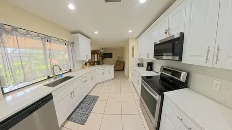 13484 Jonquil Court Wellington FL 33414