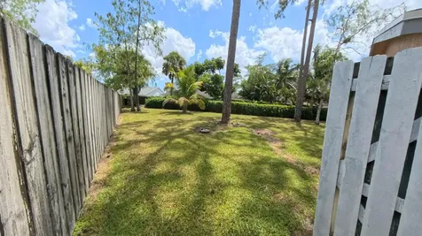 13484 Jonquil Court Wellington FL 33414