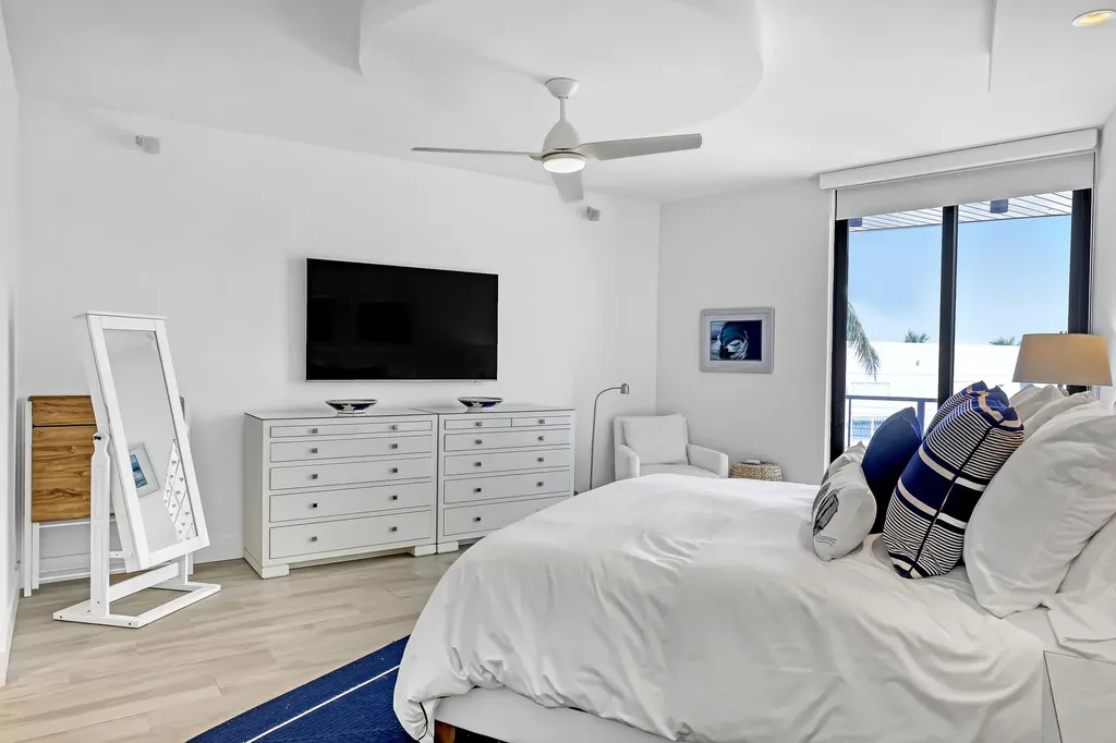 106 Inlet Way Palm Beach Shores FL 33404