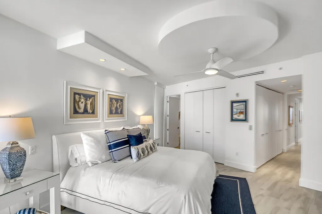 106 Inlet Way Palm Beach Shores FL 33404