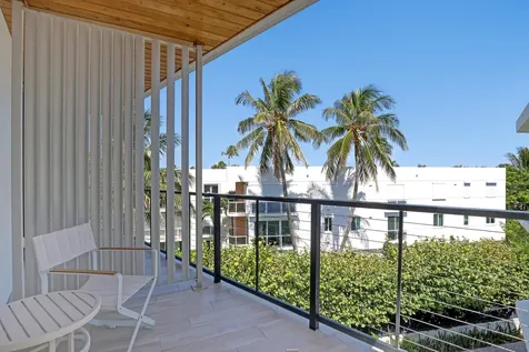 106 Inlet Way Palm Beach Shores FL 33404