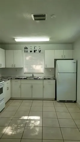 2223 Taylor Street Hollywood FL 33020