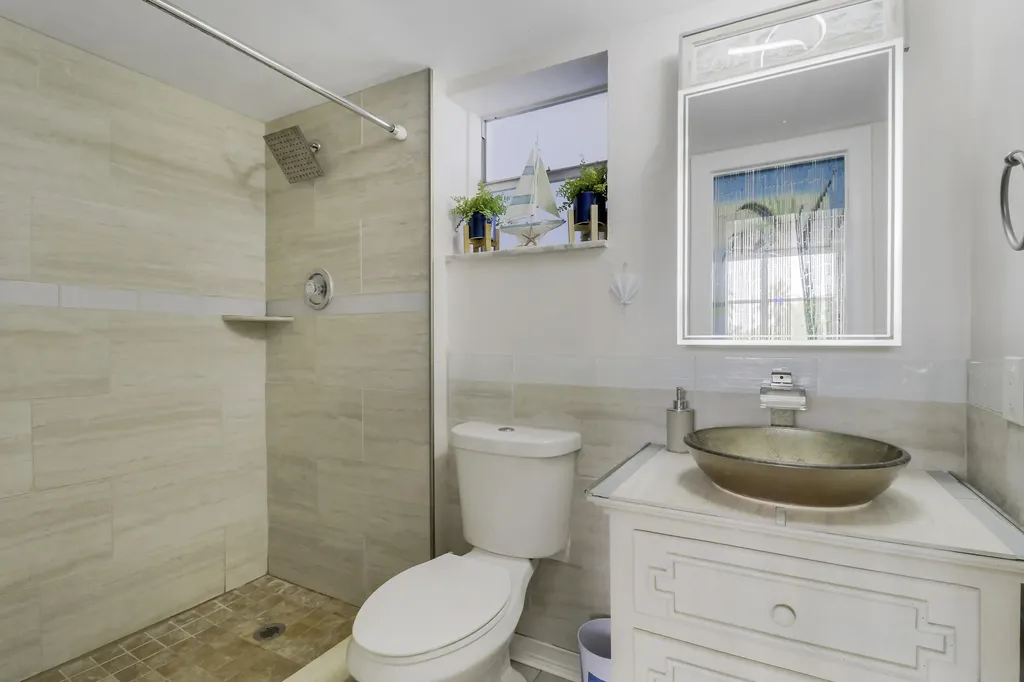 1820 New Palm Way Boynton Beach FL 33435