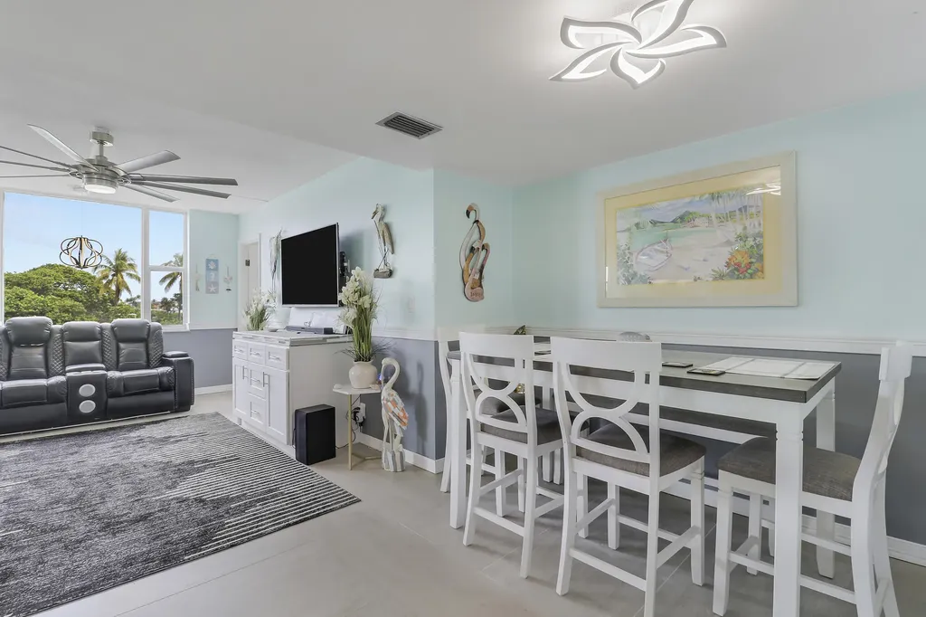 1820 New Palm Way Boynton Beach FL 33435