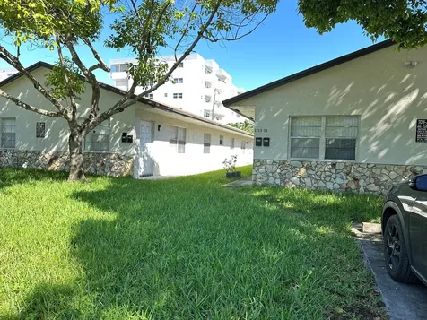 1705 Adams Street Hollywood FL 33020