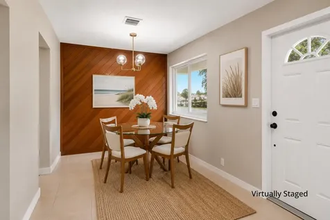 620 N 66th Avenue Hollywood FL 33024