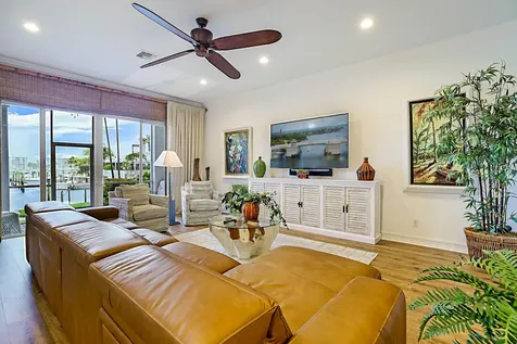 1000 N Us-1 Jupiter FL 33477
