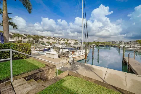 1000 N Us-1 Jupiter FL 33477