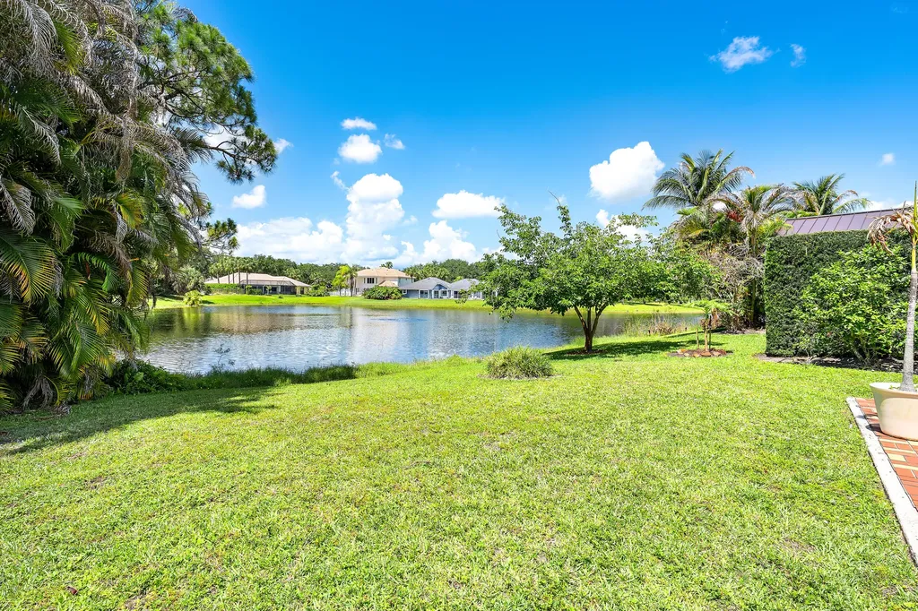 10290 SE Banyan Way Jupiter FL 33469