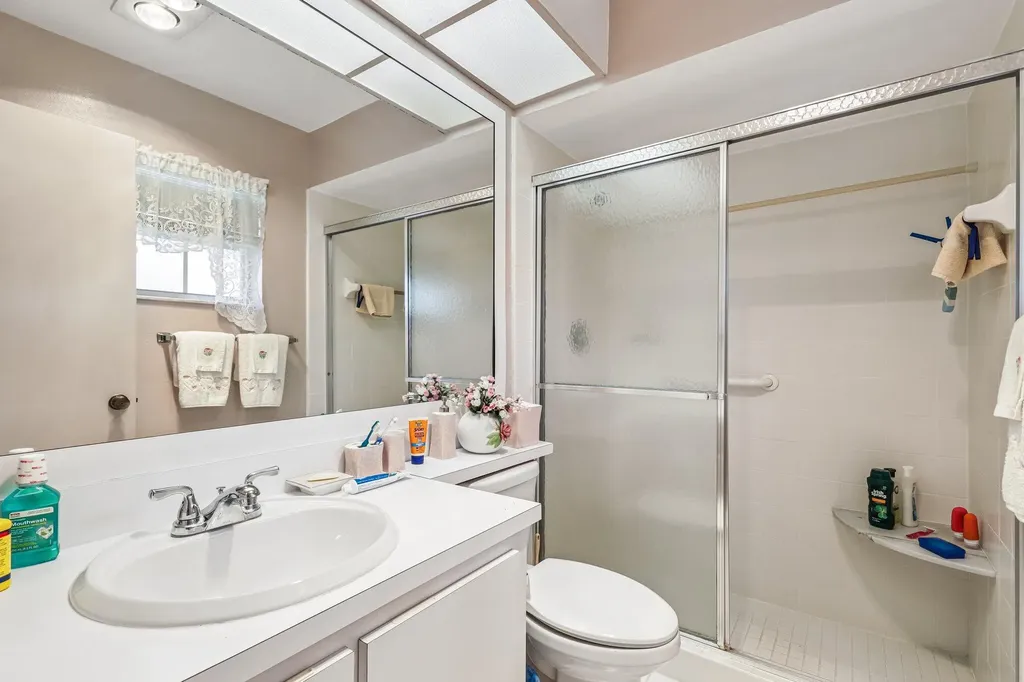 475 Holyoke Lane Lake Worth FL 33467
