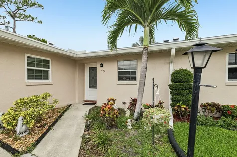 475 Holyoke Lane Lake Worth FL 33467