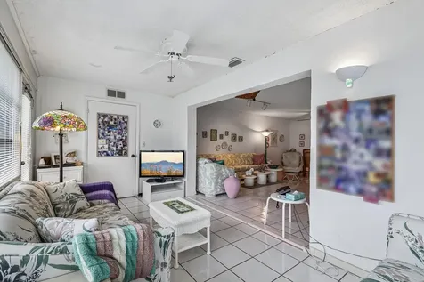 475 Holyoke Lane Lake Worth FL 33467