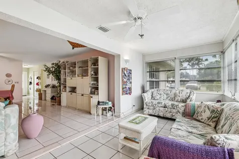 475 Holyoke Lane Lake Worth FL 33467