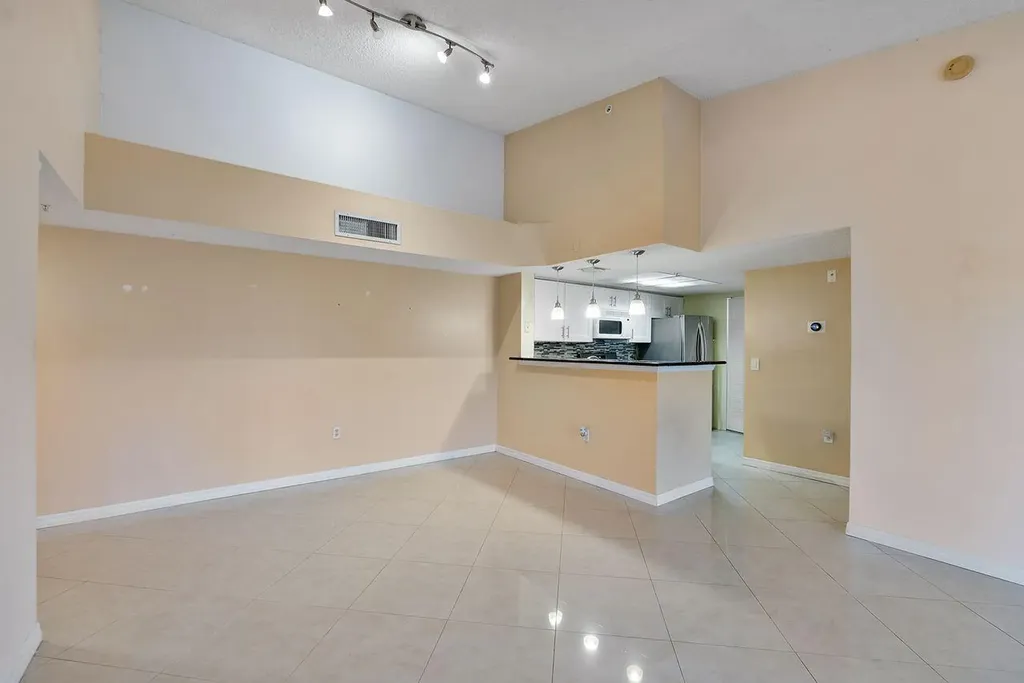 5011 Wiles Road Coconut Creek FL 33073