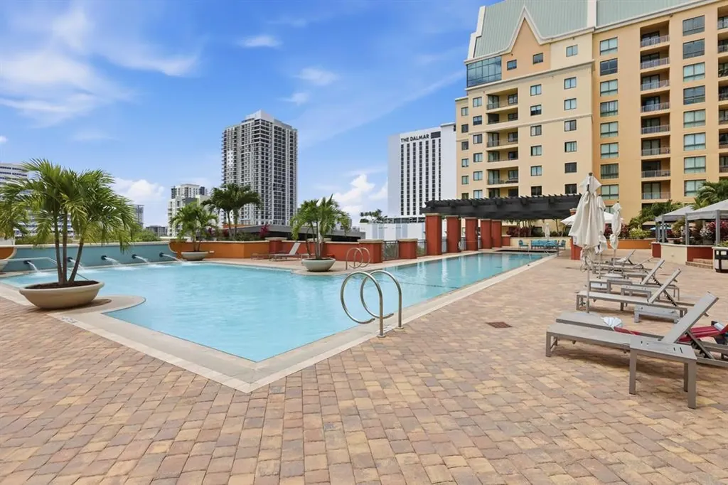 110 N Federal Highway Fort Lauderdale FL 33301
