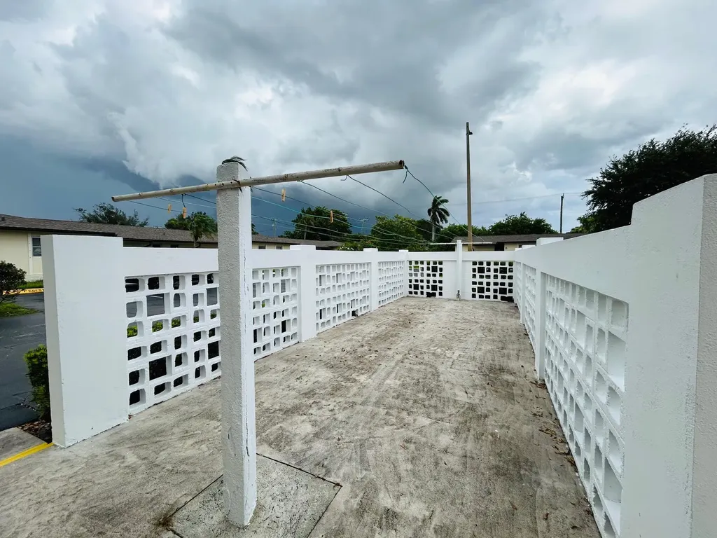 2854 E Ashley Drive Drive E West Palm Beach FL 33415