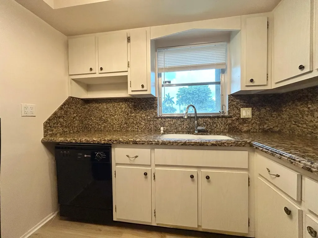 2854 E Ashley Drive Drive E West Palm Beach FL 33415