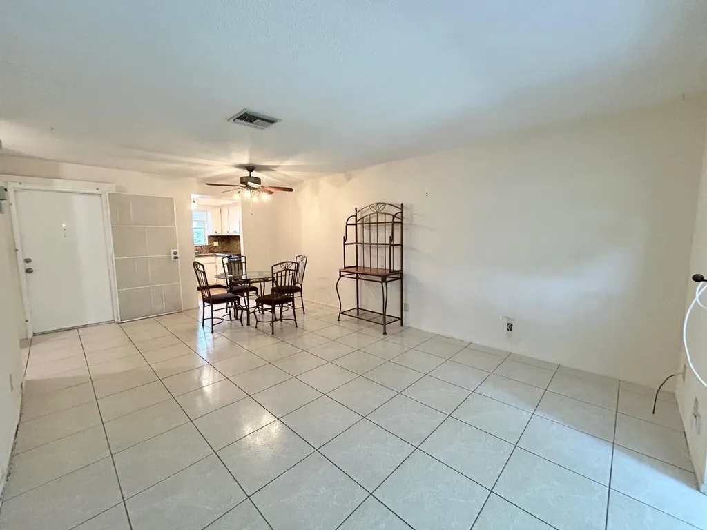 2854 E Ashley Drive Drive E West Palm Beach FL 33415