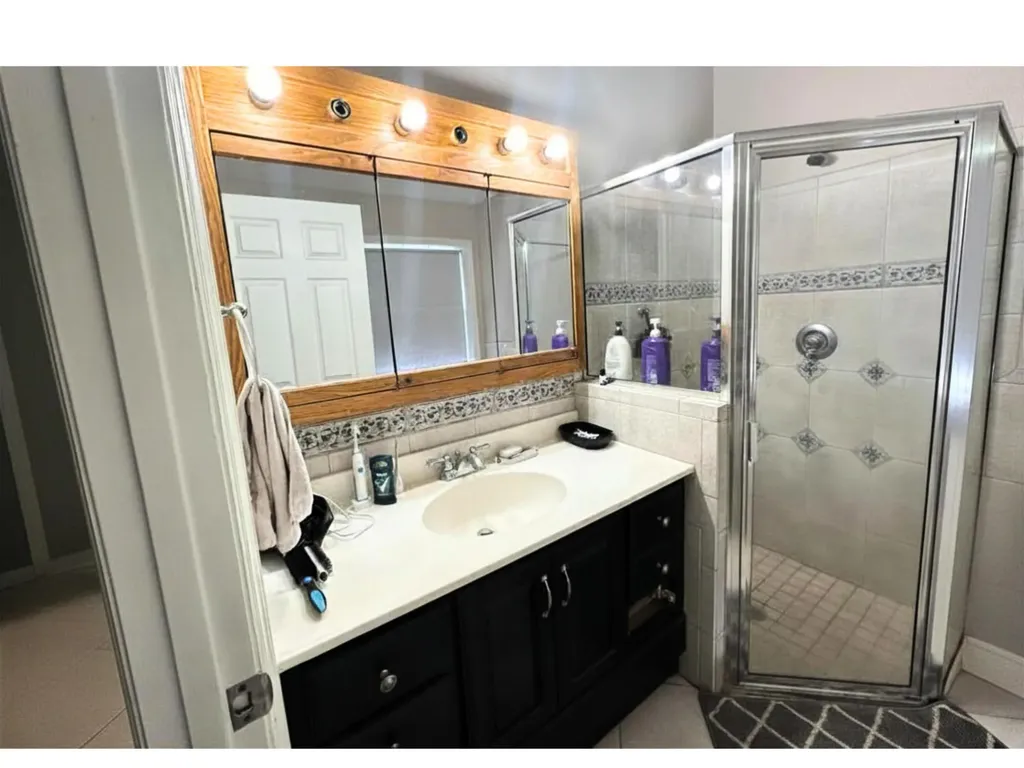 2725 47th Avenue Vero Beach FL 32966